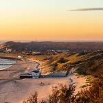 Luxe Tiny House Incl Jacuzzi En Strandhuisje In Zomerseizoen
