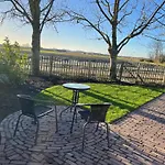 Luxe Tiny House Incl Jacuzzi En Strandhuisje In Zomerseizoen