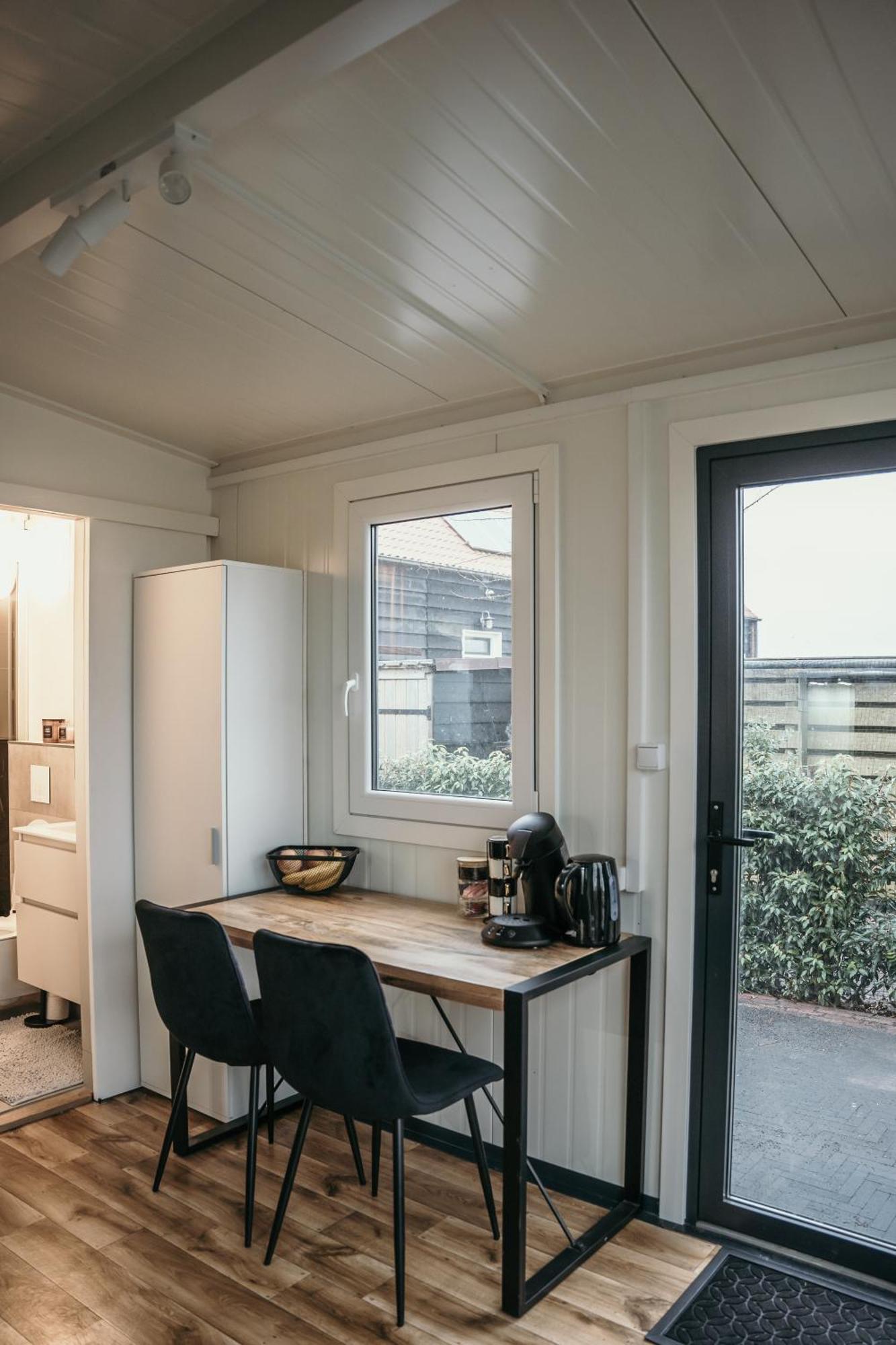 Luxe Tiny House Incl Jacuzzi En Strandhuisje In Zomerseizoen Vakantiehuis