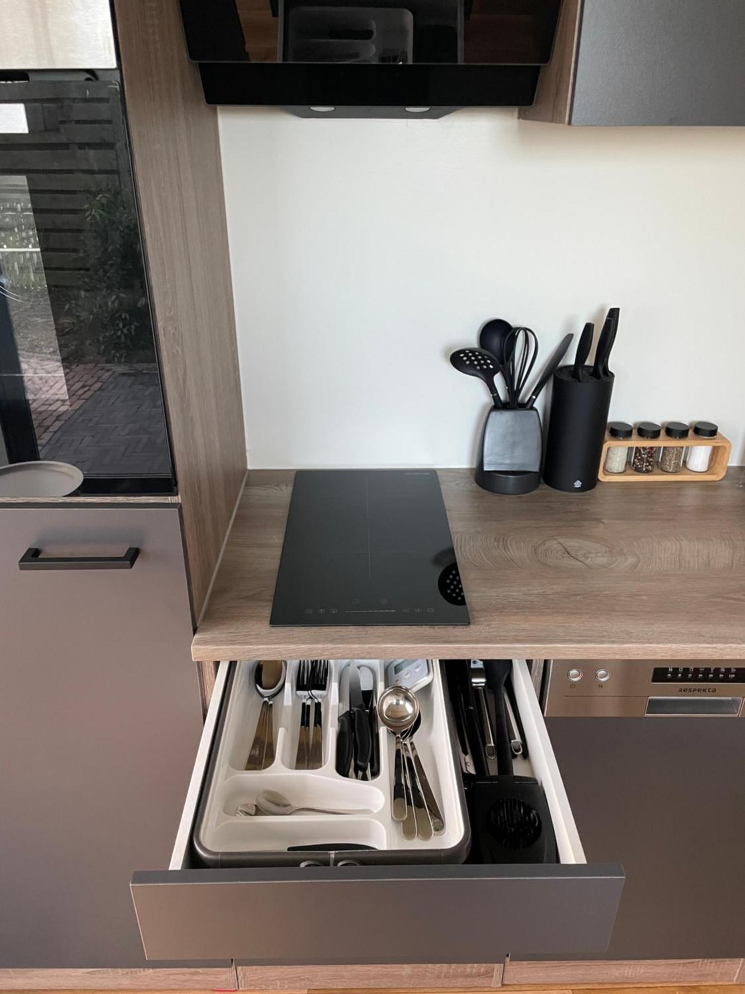 Vakantiehuis Luxe Tiny House Incl Jacuzzi En Strandhuisje In Zomerseizoen