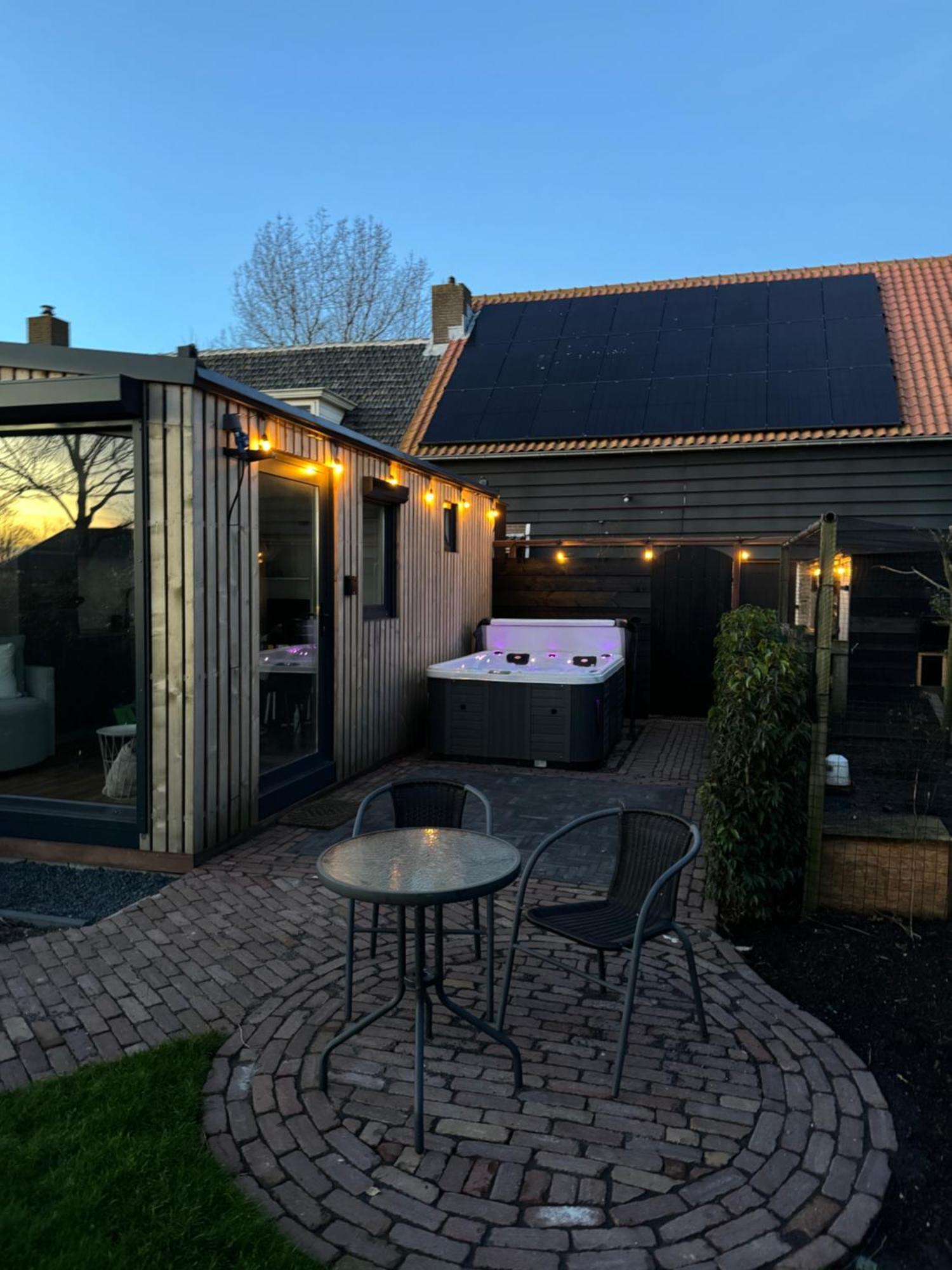 Luxe Tiny House Incl Jacuzzi En Strandhuisje In Zomerseizoen Vakantiehuis *